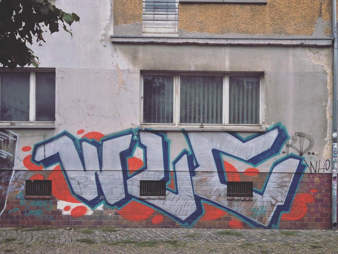 Graffiti Wall - Photo by urbanberlin