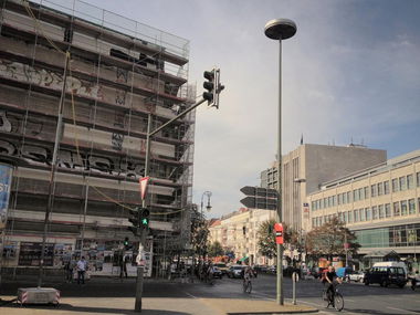 Graffiti Wall - Photo by urbanberlin