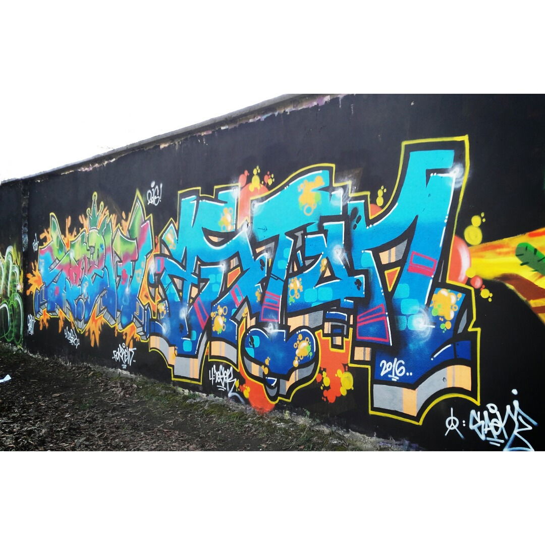 Graffiti Wall - Photo by uzytkownik - aston (2016)