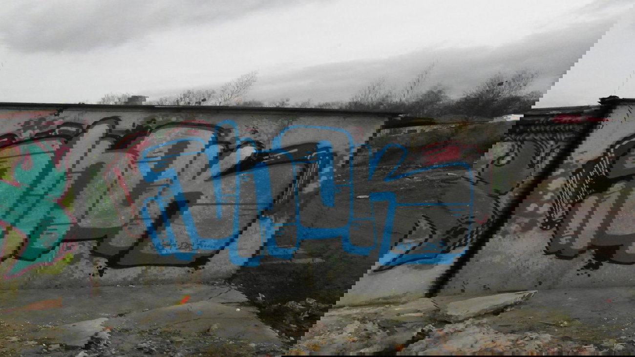 Graffiti Bombing - Photo by vaok