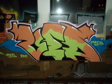Graffiti Train in Athens - Photo by vedos - vedos, ved, mfc (2011)