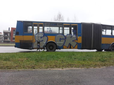 Graffiti Artwork in Vilnius - Photo by verikoolnyga - veri, kool (2013)