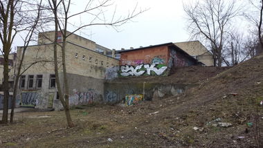 Graffiti Wall - Photo by verikoolnyga (2014)