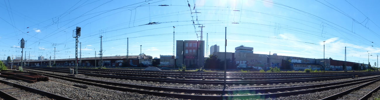 Graffiti Bombing - Photo by viciousLove - yf, lapd, xl