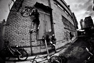 Graffiti Artwork - Photo by waksy - waks, bowe, bicycle (2013)