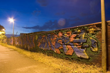 Graffiti Wall in Köln - Photo by wallsdontlie - sair4, cologne, nightshot (2016)