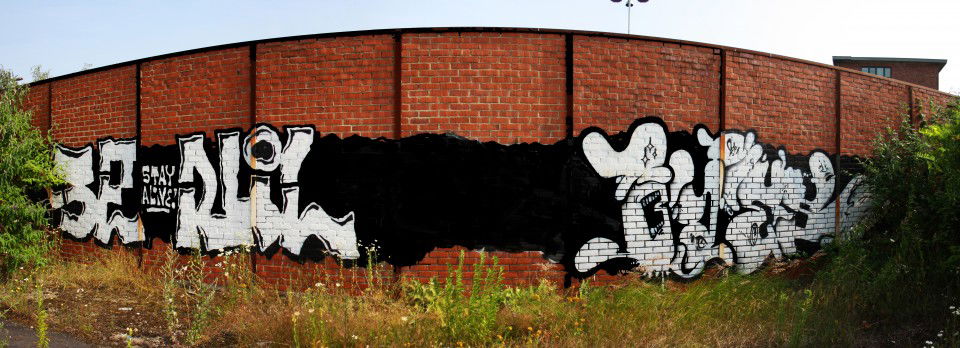 Graffiti Wall in Köln - Photo by wallsdontlie - senil, baes, köln