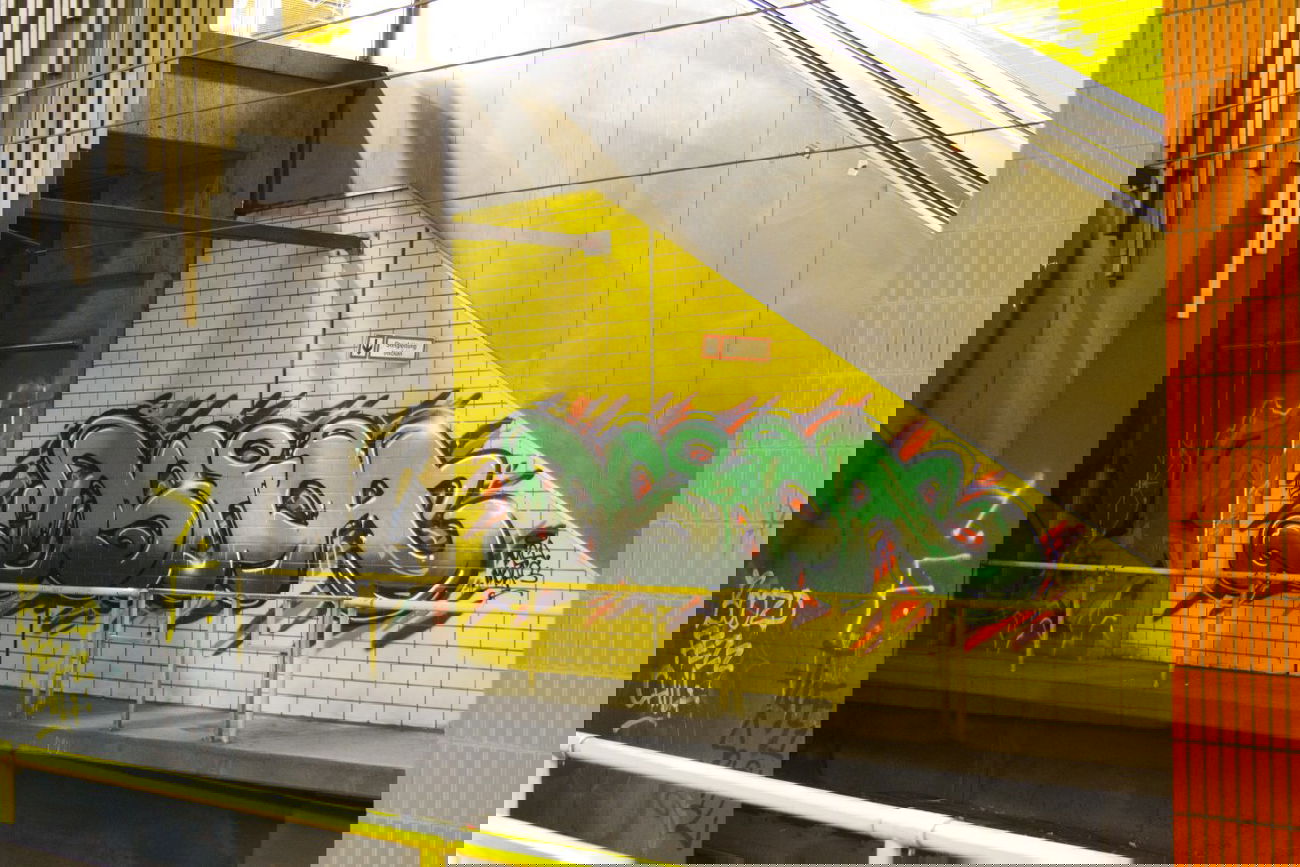 Graffiti Wall in Köln - Photo by wallsdontlie - dsifa, underground, köln