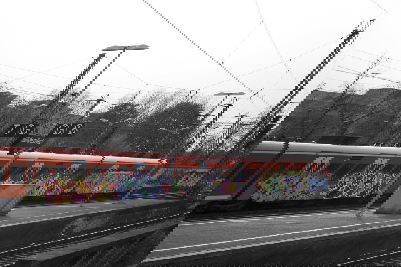 Graffiti Train in Köln - Photo by wallsdontlie - rigor, broke, foim