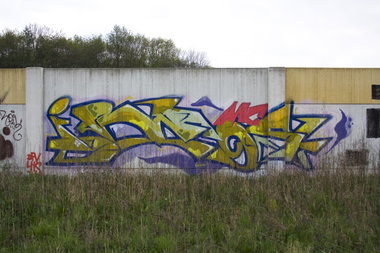 Graffiti Wall in Köln - Photo by wallsdontlie - ibes, köln