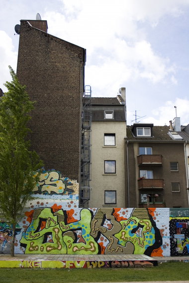 Graffiti Wall in Köln  - Photo by wallsdontlie - syro, halloffame, cologne (2017)