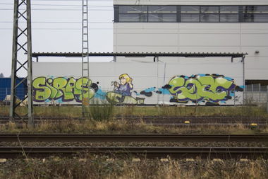 Graffiti Wall in Leverkusen - Photo by wallsdontlie - siras, soac