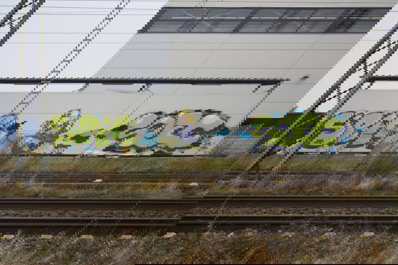 Graffiti Wall in Leverkusen - Photo by wallsdontlie - siras, soac