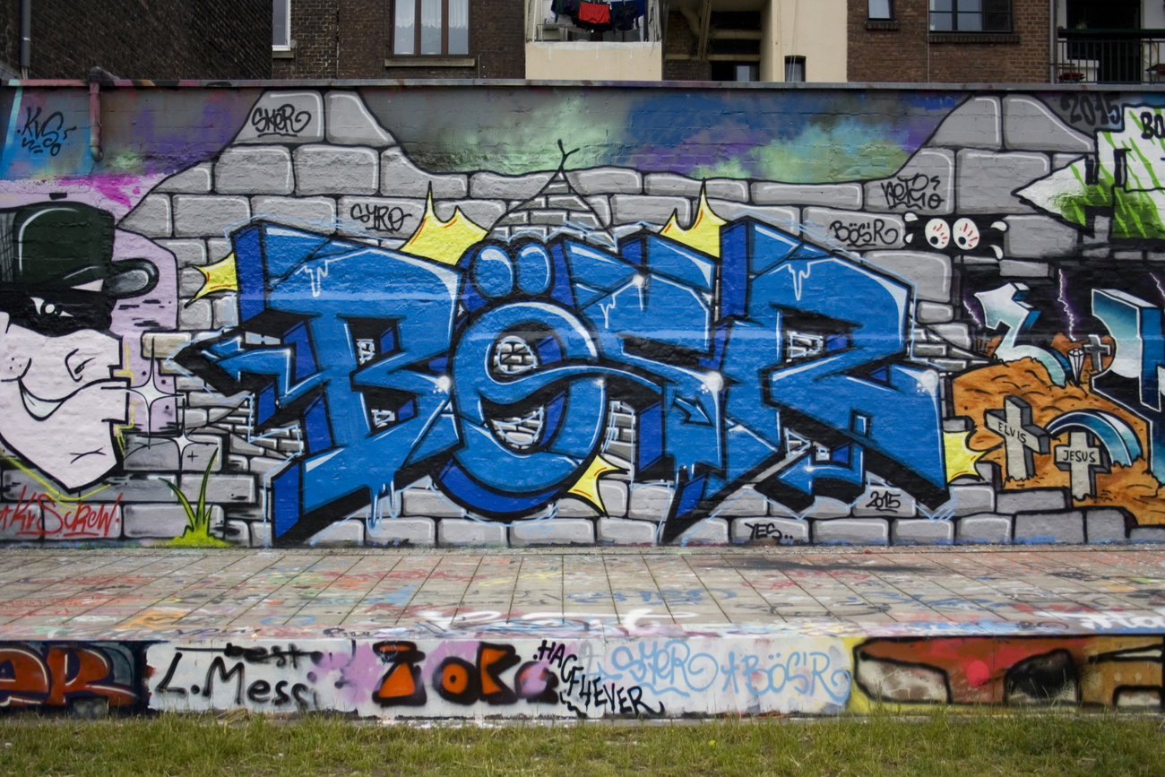 Graffiti in Köln - Photo by wallsdontlie - bösr, böse (2015)