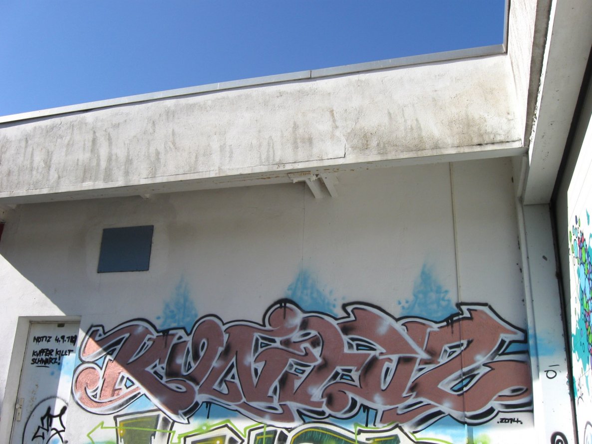 Graffiti Wall - Photo by wastedlife