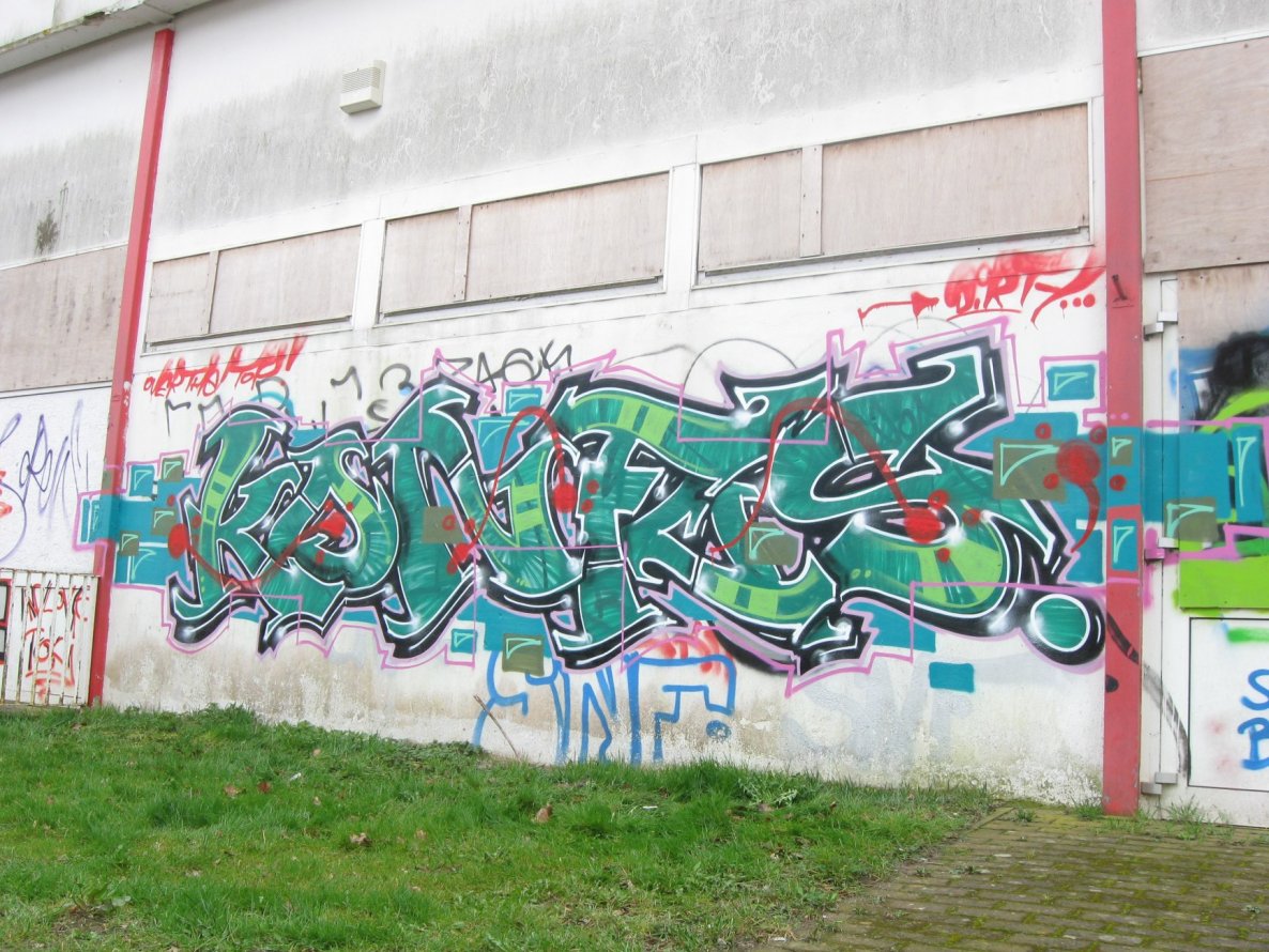 Graffiti Wall - Photo by wastedlife