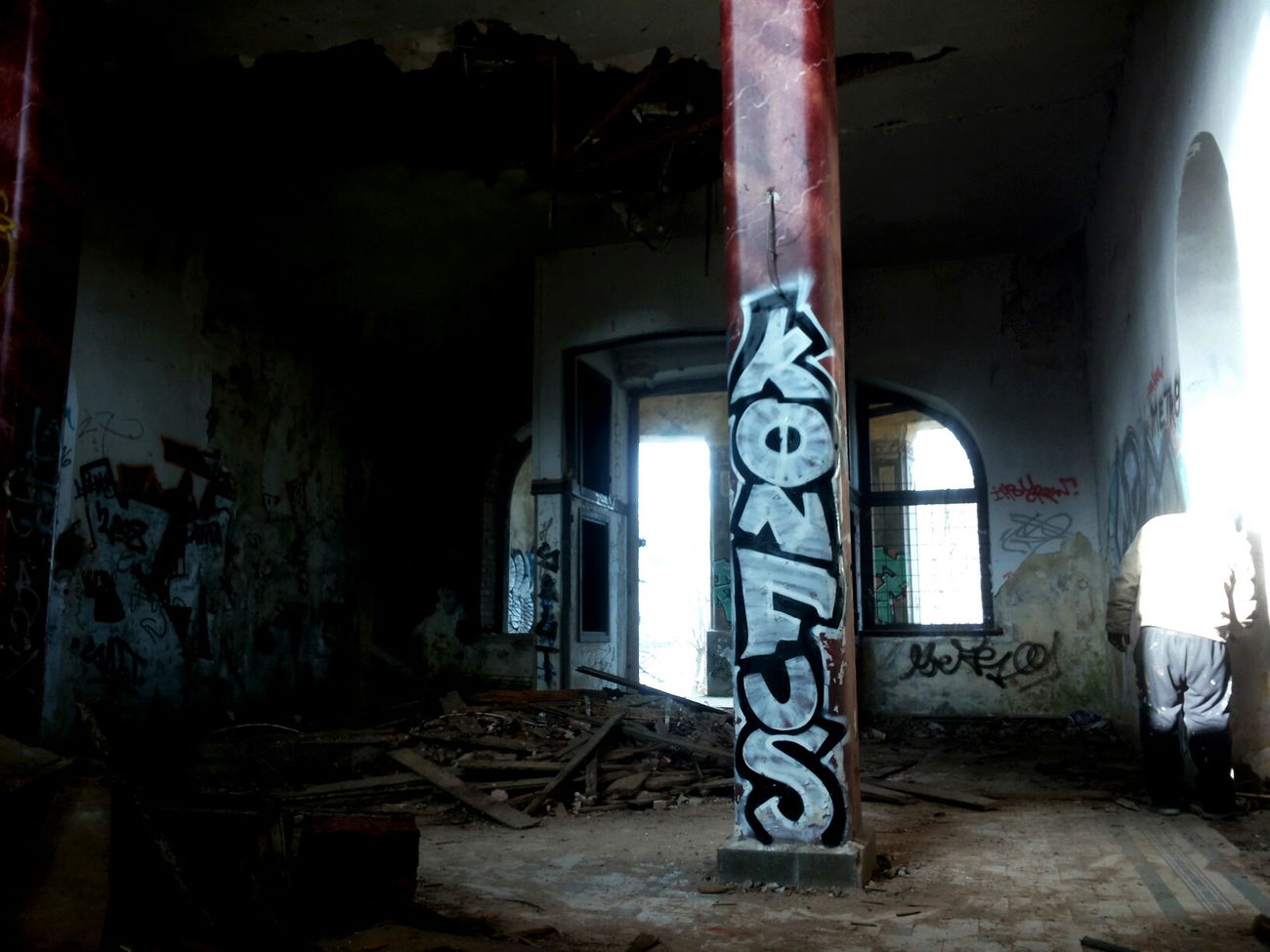 Graffiti Wall - Photo by wastedlife