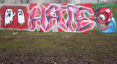 Graffiti Wall - Photo by wcsm - hate, wcsm, gmn (2013)