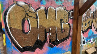 Graffiti Wall - Photo by whonift - omg (2024)