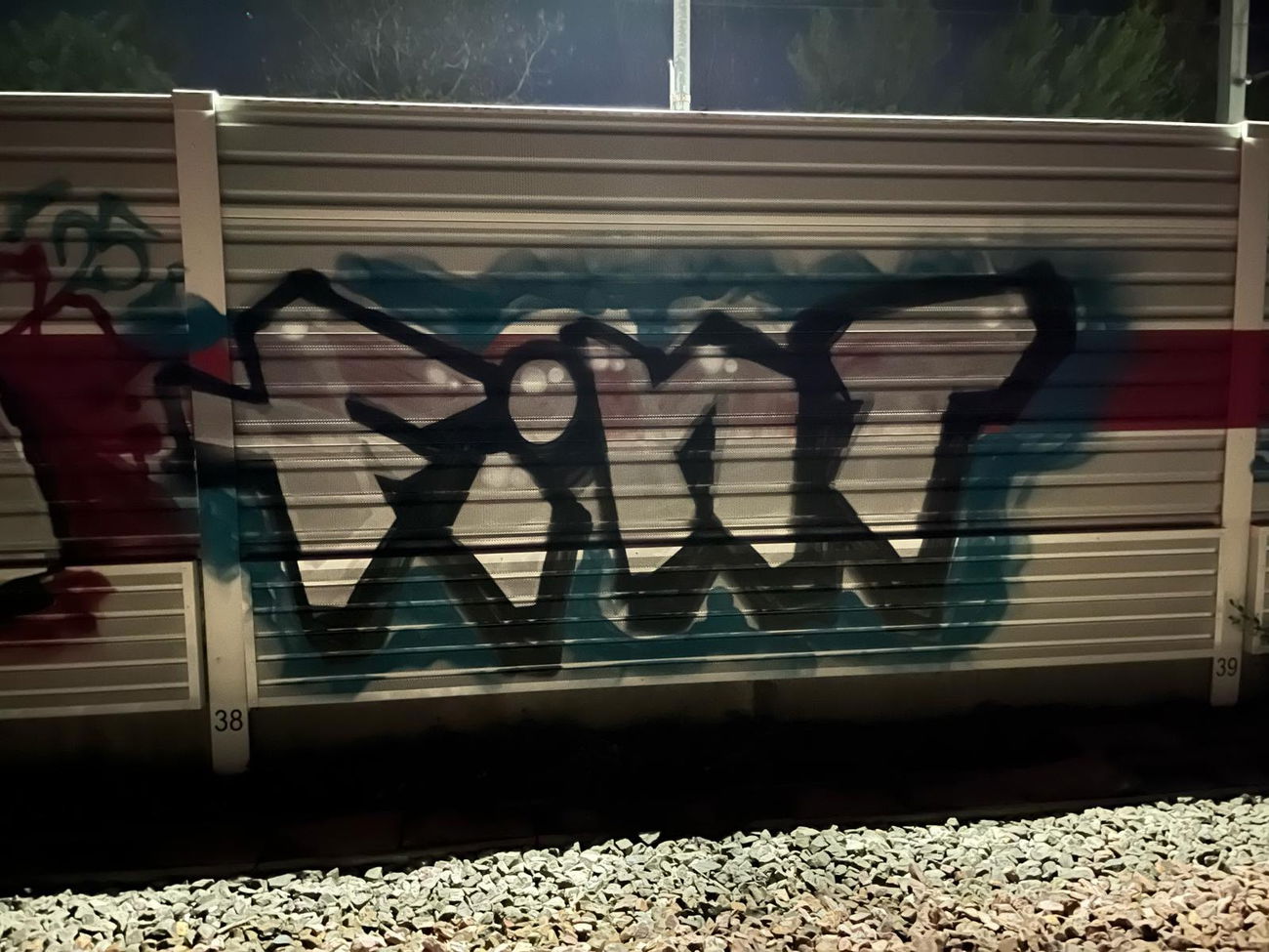 Graffiti Bombing - Photo by whonift - fint
