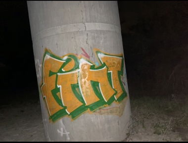 Graffiti Wall - Photo by whonift - fint