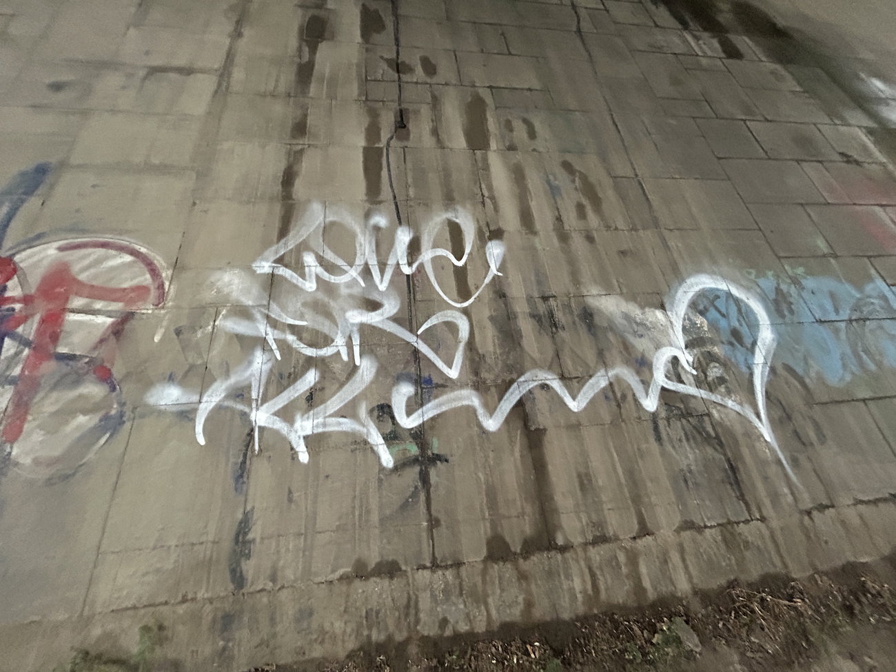 Graffiti Wall - Photo by whonift - fint, loveforall