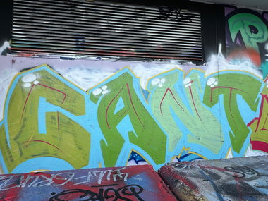 Graffiti Wall - Photo by whonift - fint, cant