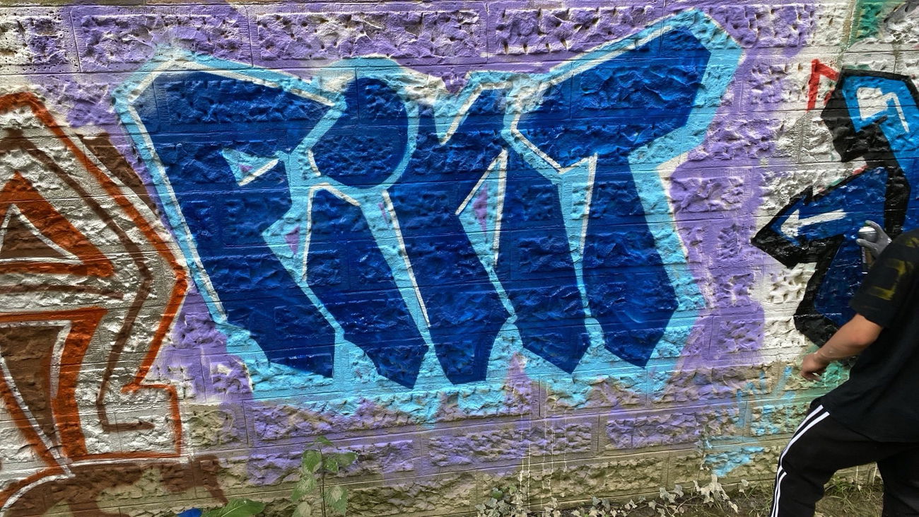 Graffiti Wall - Photo by whonift - fint (2024)