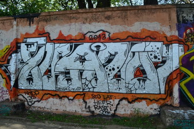 Graffiti Wall in Warsaw - Photo by whothemienso - mans, mans.r, mansr (2013)