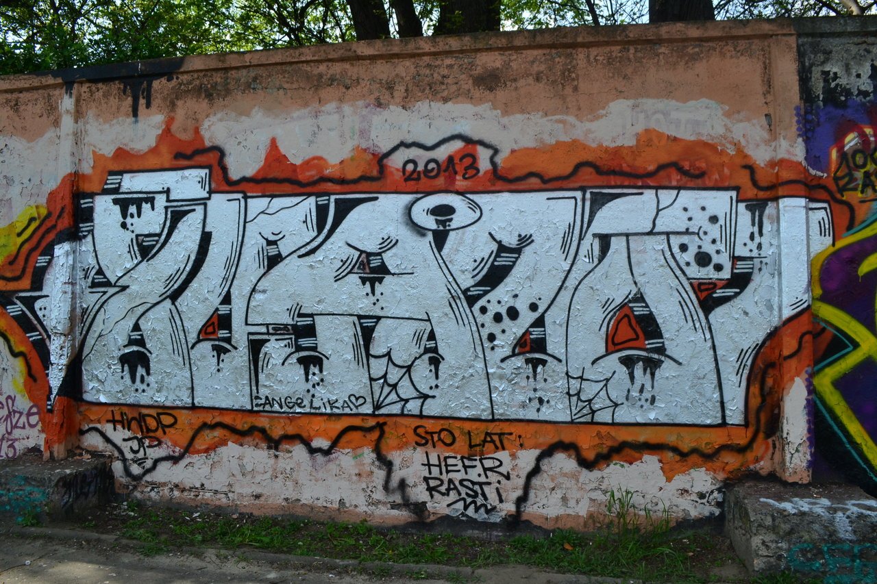 Graffiti Wall in Warsaw - Photo by whothemienso - mans, mans.r, mansr (2013)