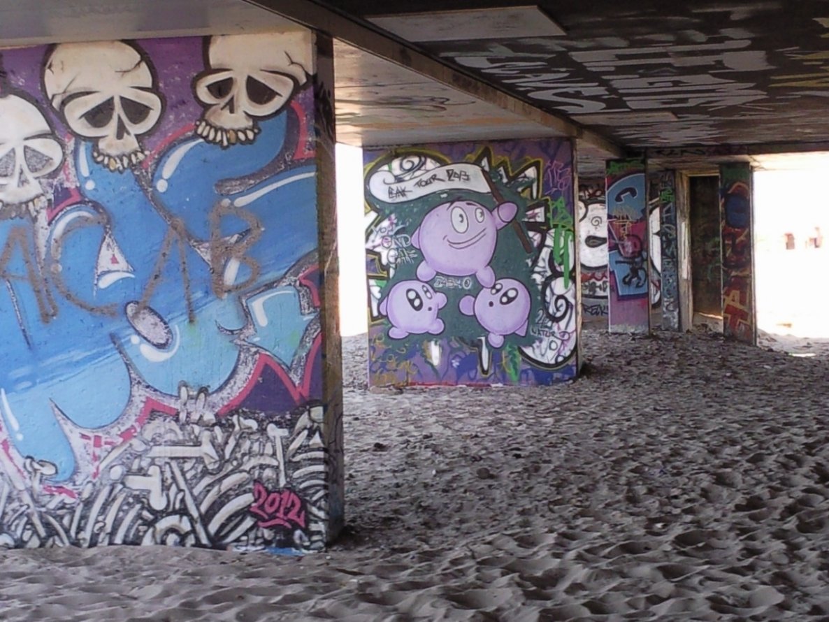 Graffiti Wall - Photo by wigor1133