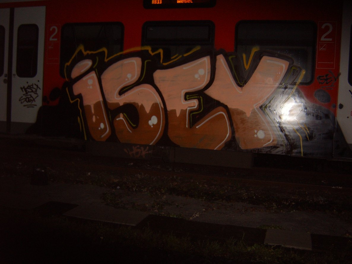 Graffiti Train - Photo by willi - isey