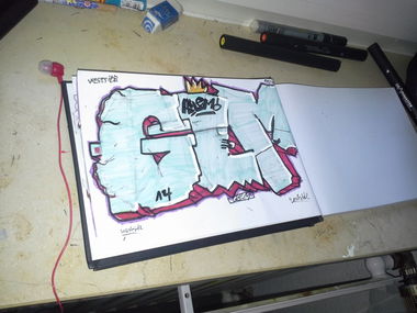Graffiti Sketch - Photo by wollkneulBOZZ - GLEM, GLM, WESTSIDE (2013)