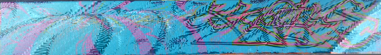 Graffiti Wall - Photo by writer - wien, vienna, hall (2014)