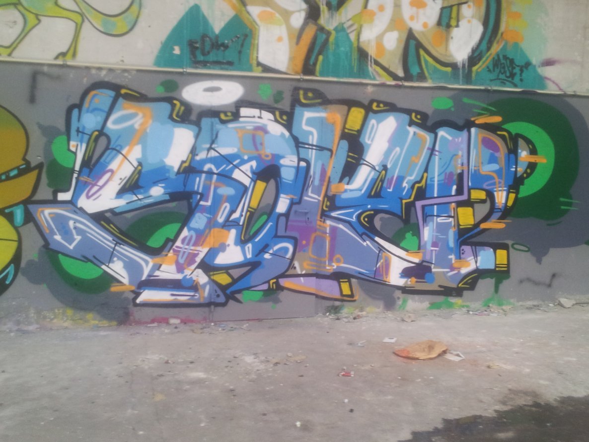 Graffiti Wall - Photo by wsb - sole, wsb (2014)