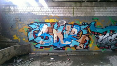 Graffiti Wall - Photo by wsb - sole, tesla (2014)