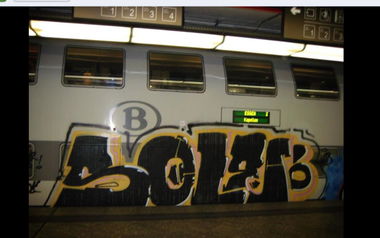 Graffiti Train - Photo by wsb - sole, one, wsb (2014)