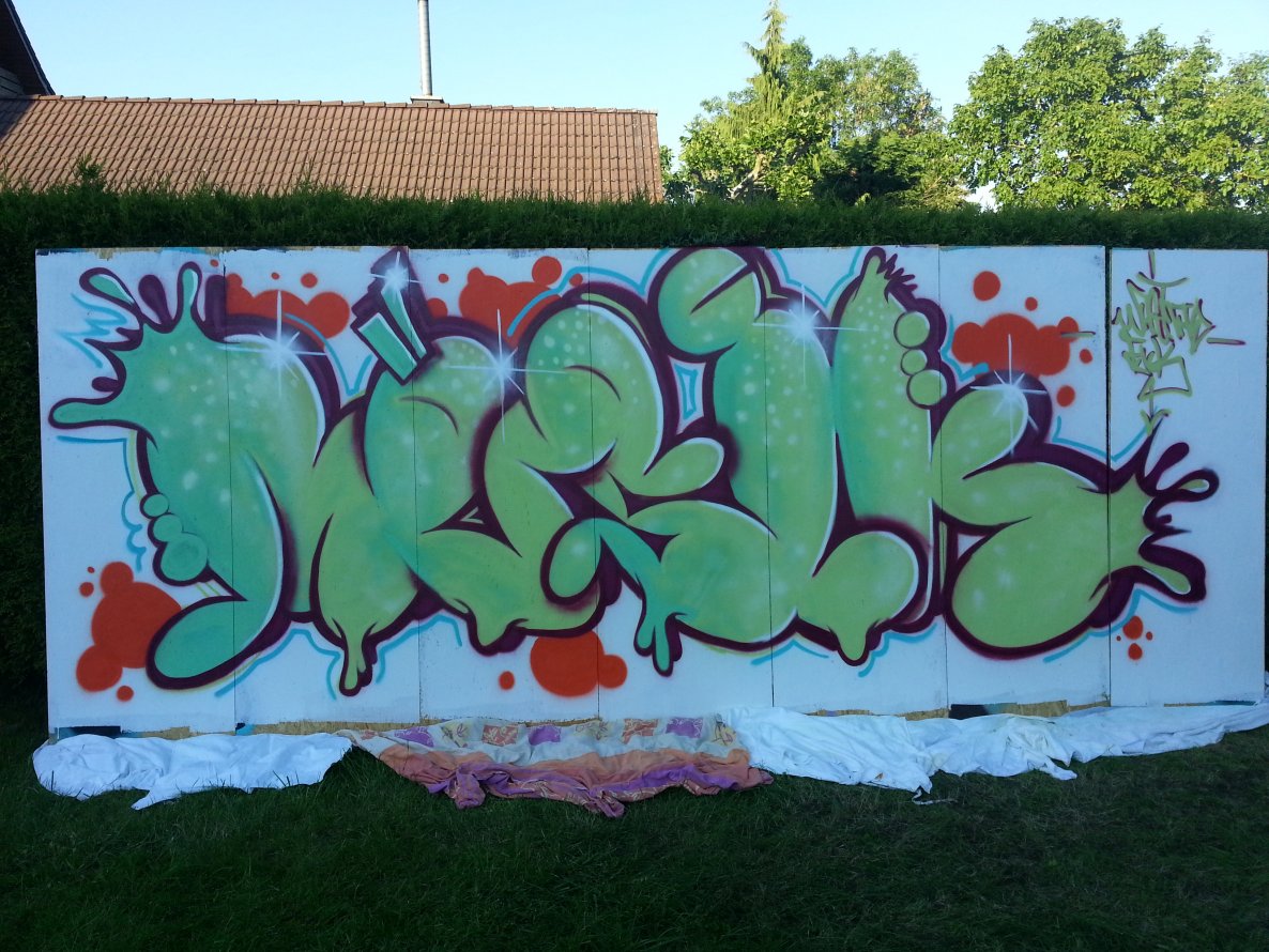 Graffiti Wall - Photo by wtf - Musik, wtf