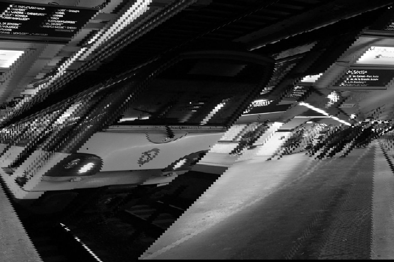 Graffiti Train in Paris - Photo by wypad_z_baru - CZUB, WBS (2014)