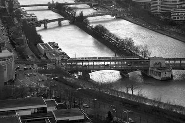 Graffiti Train in Paris - Photo by wypad_z_baru - CZUB, WBS (2014)
