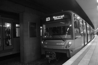 Graffiti Train in Frankfurt - Photo by wypad_z_baru (2019)
