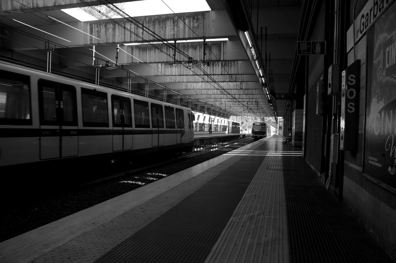 Graffiti Train in Roma garbatella - Photo by wypad_z_baru (2019)