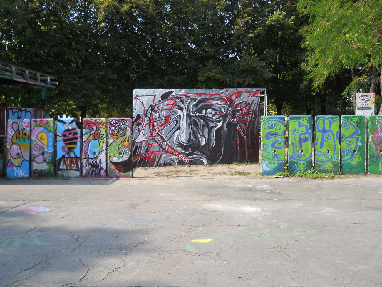 Graffiti Wall in Potsdam - Photo by x9 (2014)