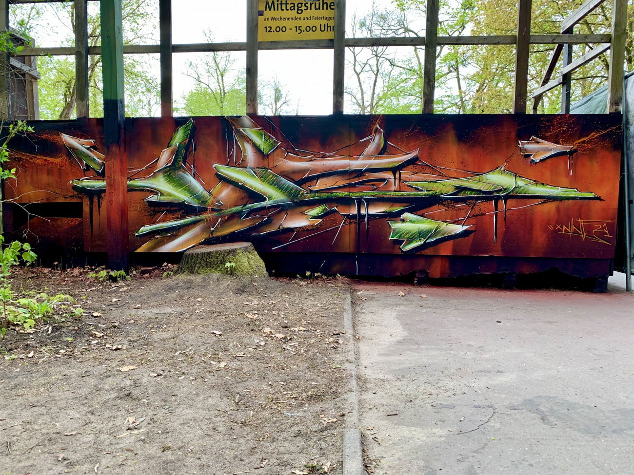 Graffiti Wall - Photo by x9 - graffiti, potsdam, lindenpark (2021)