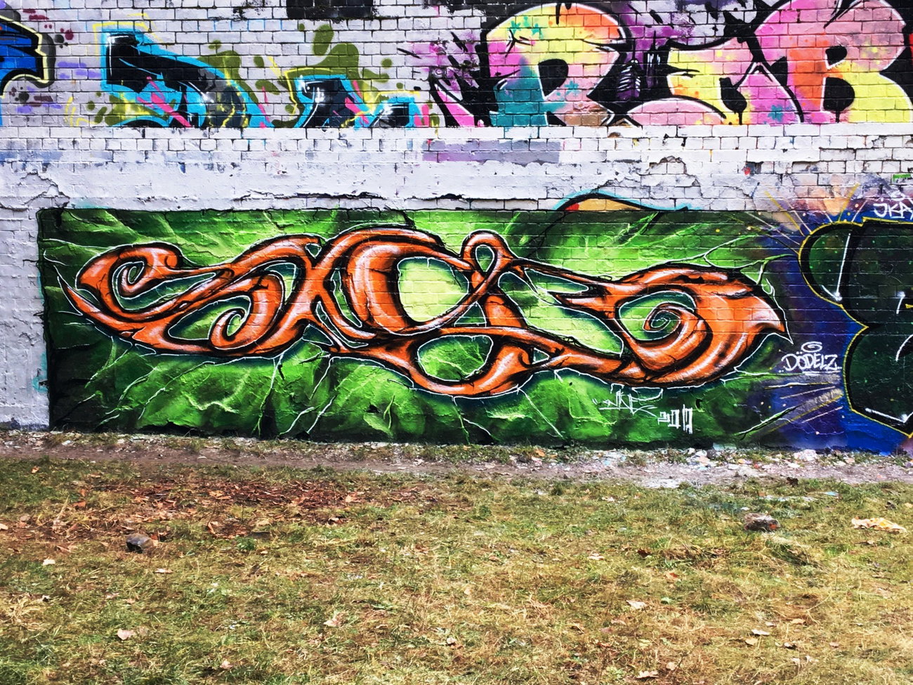 Graffiti Wall - Photo by x9 (2017)