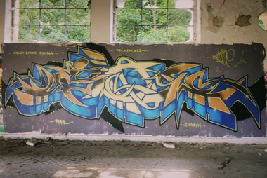 Graffiti Wall - Photo by xilosis