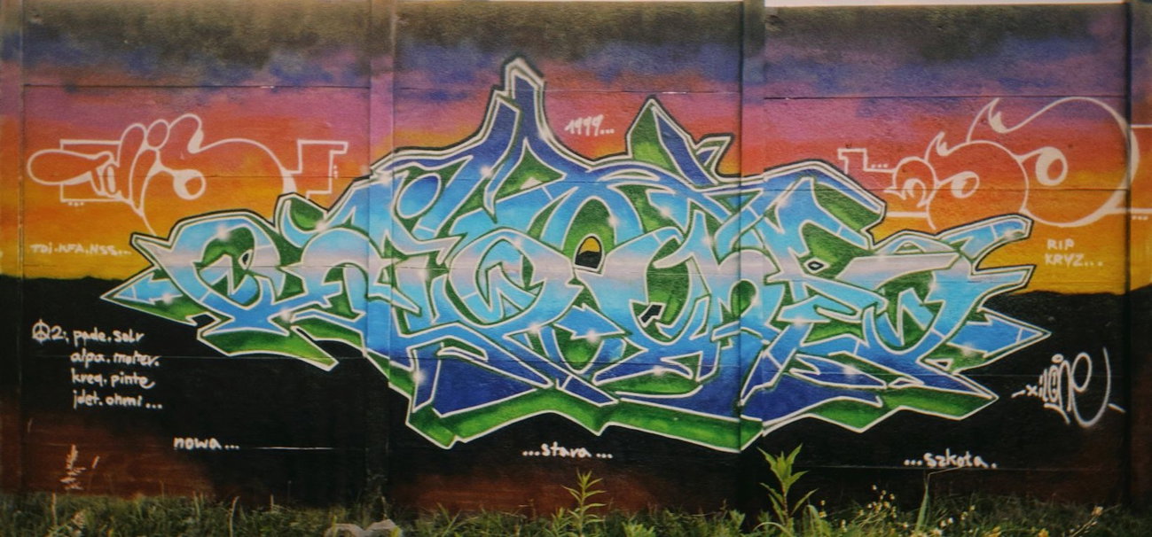 Graffiti Wall - Photo by xilosis