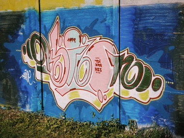 Graffiti Wall - Photo by xilosis