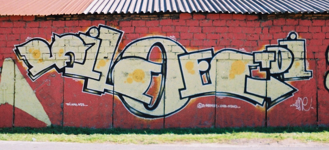 Graffiti Wall - Photo by xilosis