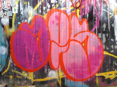 Graffiti Bombing in Евпатория - Photo by y1E3s2 (2021)